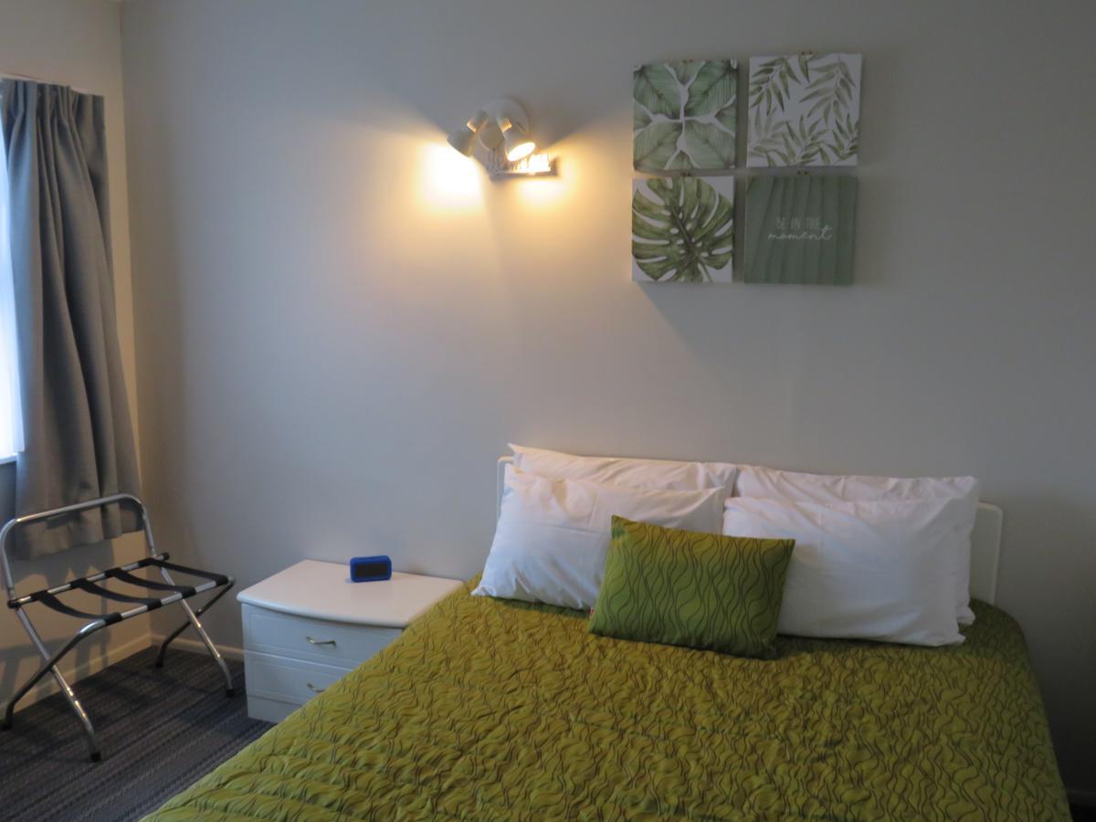 Blue Wave Motel Mt Maunganui Маунт-Маунгани Экстерьер фото